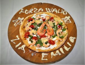 Scopri di più sull'articolo Walid Cheddira, ecco la pizza che omaggia il bomber
