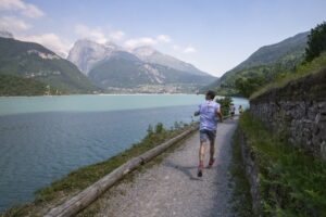 Scopri di più sull'articolo Molveno Lake Running 2023: grande show domenica 11 giugno