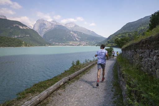 Al momento stai visualizzando Molveno Lake Running 2023: grande show domenica 11 giugno