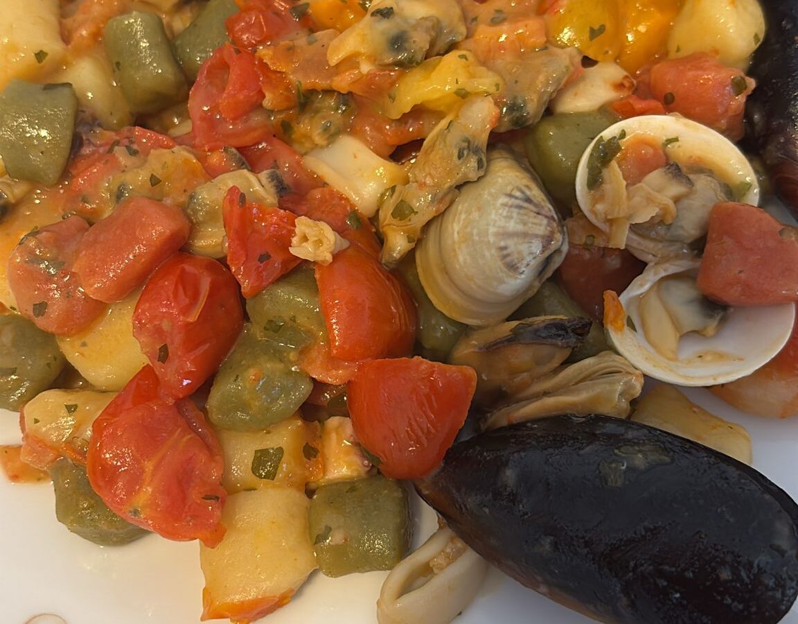 gnocchi tricolore allo scoglio un piatto icona dell8217estate 2025
